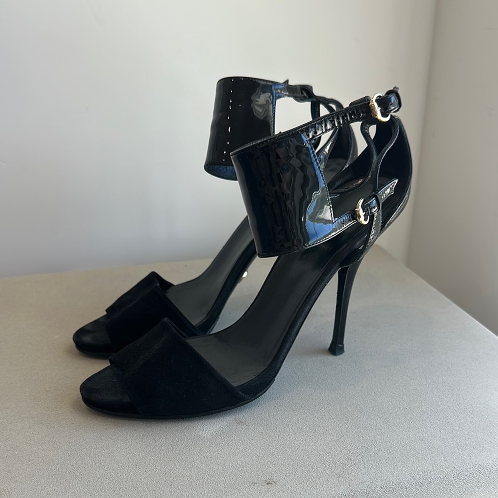 Gucci Black Suede and Patent leather heels